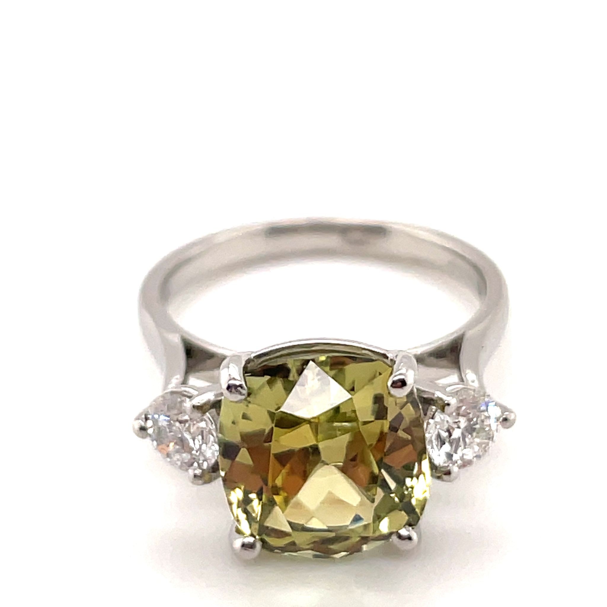 UNUSUAL YELLOW TANZANITE RING