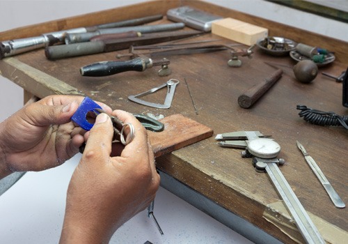 Luxury Bespoke Engagement Rings | Marlows Diamonds